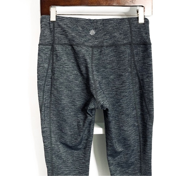 Athleta Black Heather Gray Revelation Capri Leggings Size Medium - Picture 4 of 12
